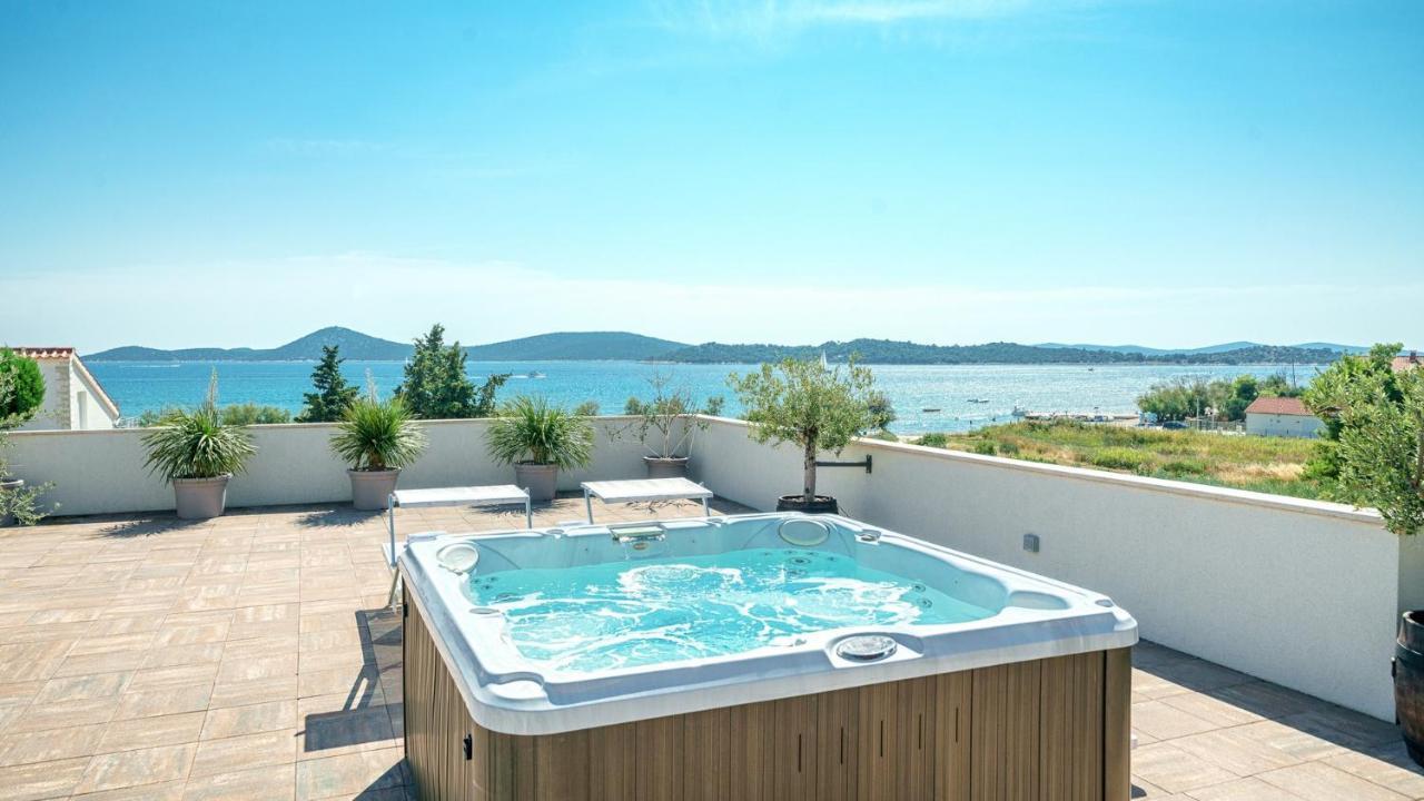 Apartments Luka Vodice Exterior foto