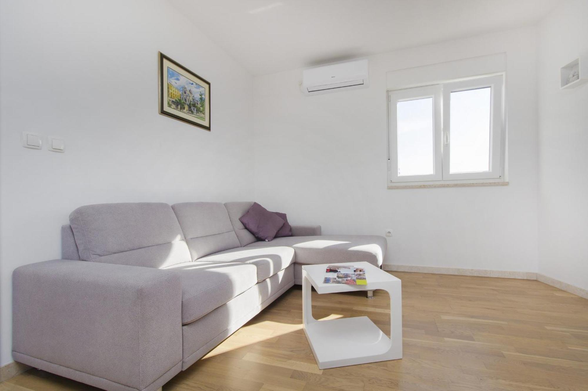 Apartments Luka Vodice Habitación foto